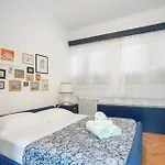 2 Bedroom Awesome In *