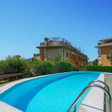 2 Bedroom Awesome In Lejlighed Rapallo