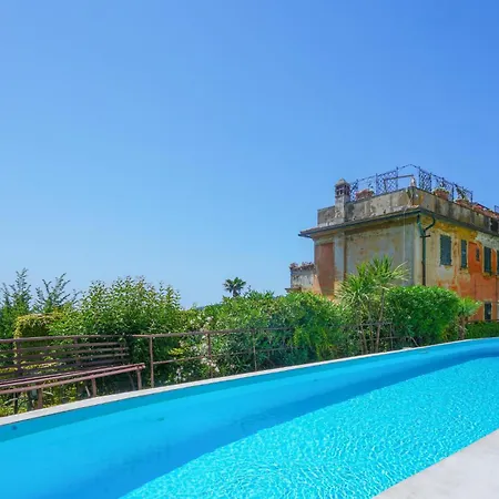 Lejlighed 2 Bedroom Awesome In Rapallo