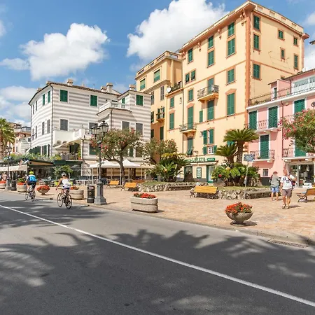 Lejlighed 2 Bedroom Awesome In Rapallo