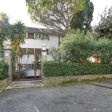 2 Bedroom Awesome In * Rapallo