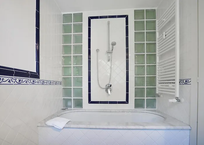 2 Bedroom Awesome In Lejlighed *