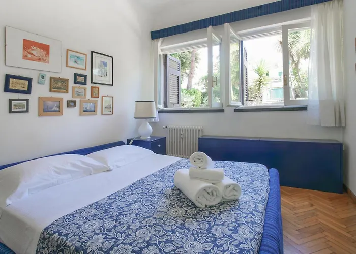 2 Bedroom Awesome In Rapallo